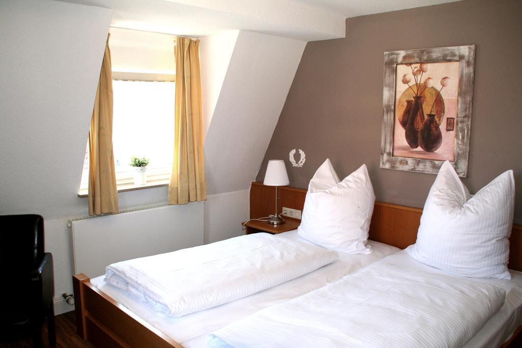 Restaurant Orakel Hotel Oberstenfeld Quarto foto